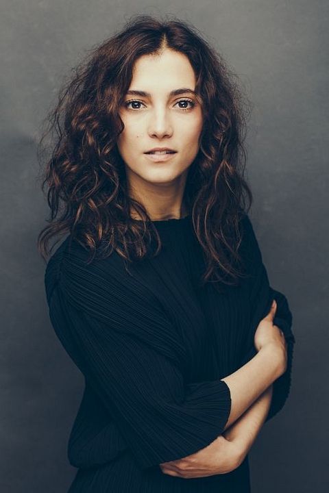 Póster Sarah-Sofie Boussnina