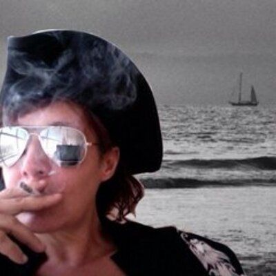 Póster Ximena Cuevas