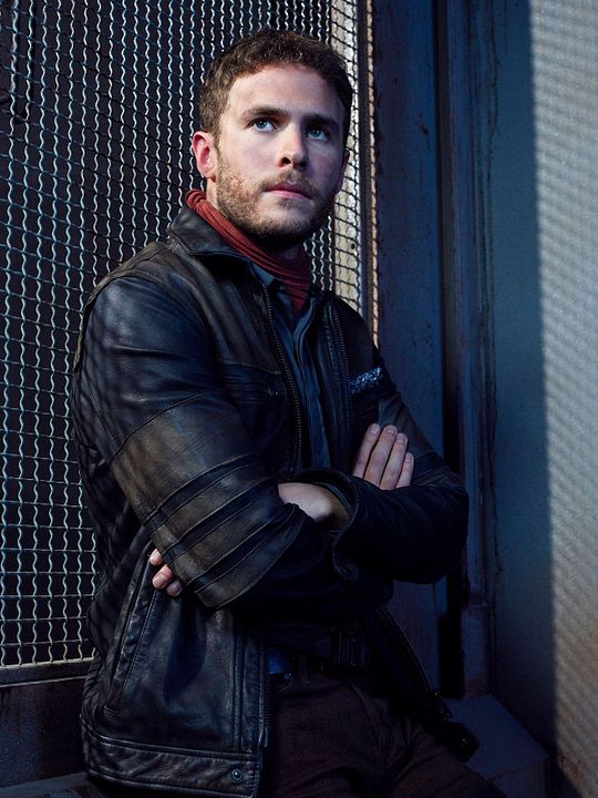 Foto Iain De Caestecker