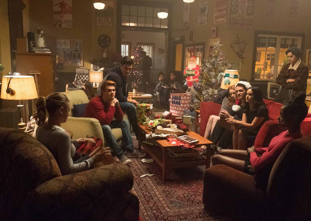 Riverdale : Foto Lili Reinhart, Charles Melton, K.J. Apa, Madelaine Petsch, Camila Mendes, Ashleigh Murray, Cole Sprouse