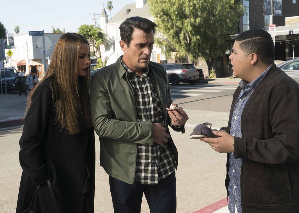 Modern Family : Foto Rico Rodriguez, Sofía Vergara, Ty Burrell