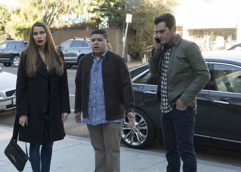 Modern Family : Foto Rico Rodriguez, Sofía Vergara, Ty Burrell