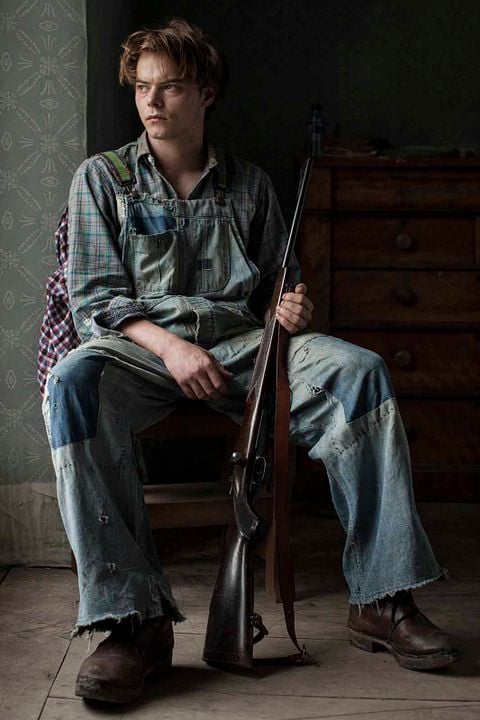 Secretos ocultos : Foto Charlie Heaton