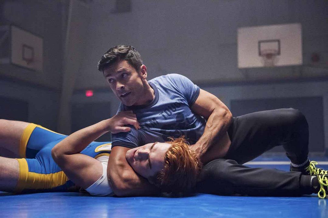 Riverdale : Foto K.J. Apa, Mark Consuelos