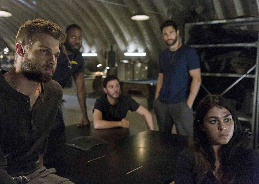 Foto Demetrius Grosse, Noah Mills, Mike Vogel