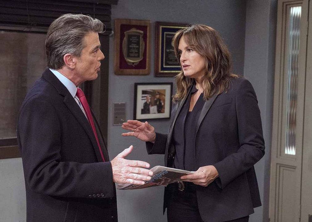 La Ley Y El Orden: UVE : Foto Mariska Hargitay, Peter Gallagher