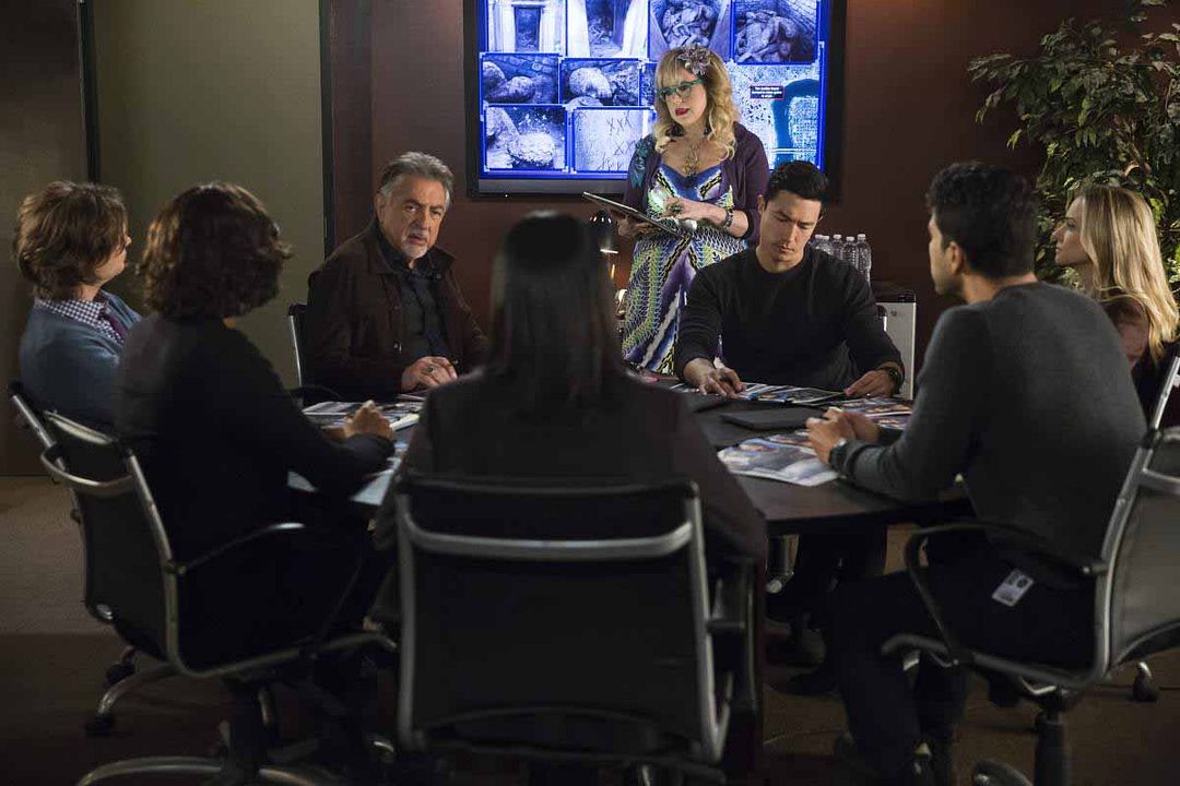 Mentes criminales : Foto Joe Mantegna, Kirsten Vangsness, Daniel Henney
