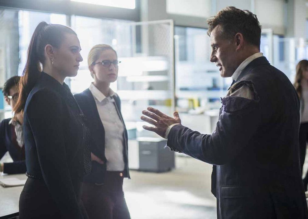 Supergirl : Foto Adrian Pasdar, Melissa Benoist