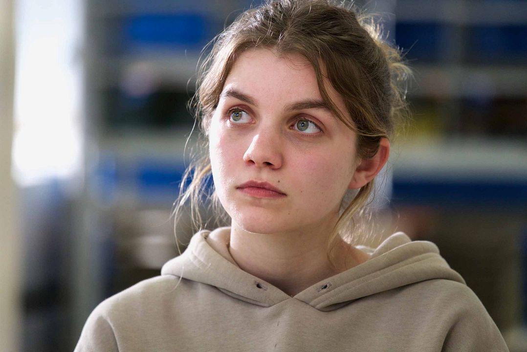 La aparición : Foto Galatea Bellugi