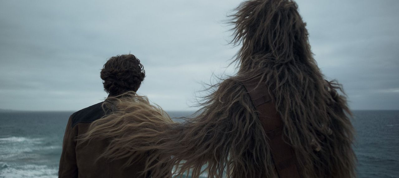 Han Solo: Una historia de Star Wars : Foto Alden Ehrenreich, Joonas Suotamo