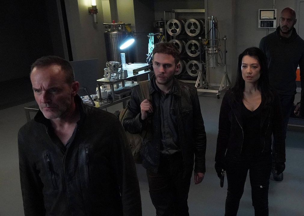Agentes de S.H.I.E.L.D. : Foto Ming-Na Wen, Clark Gregg, Iain De Caestecker, Henry Simmons