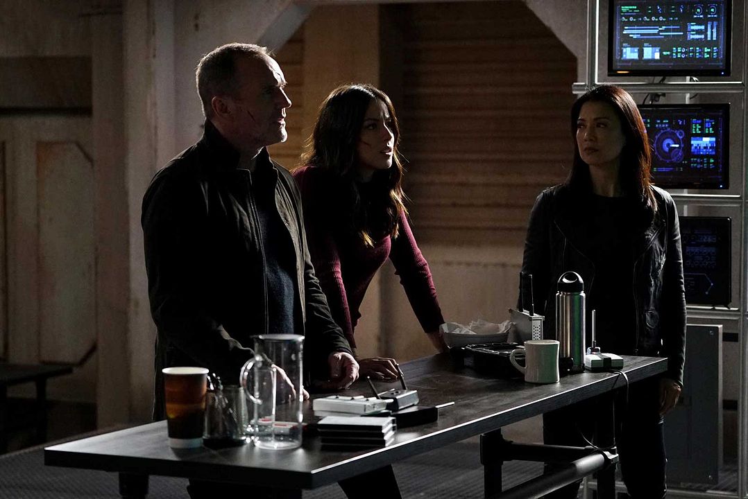 Agentes de S.H.I.E.L.D. : Foto Clark Gregg, Chloe Bennet, Ming-Na Wen
