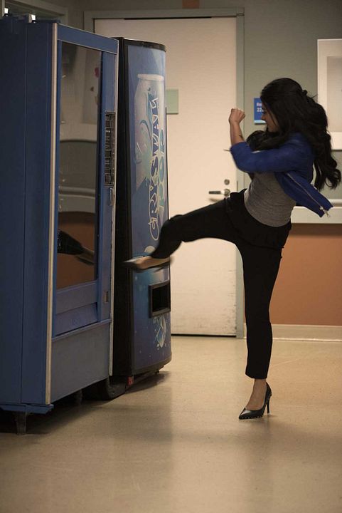 Shadowhunters : Foto Emeraude Toubia