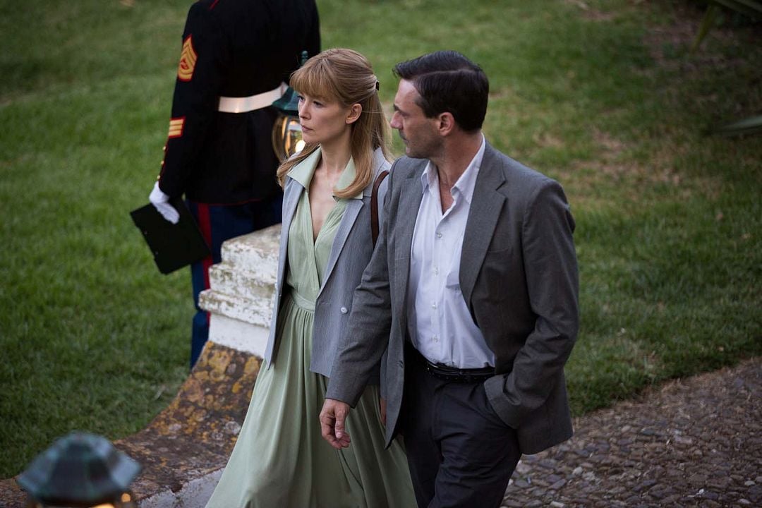 Foto Jon Hamm, Rosamund Pike