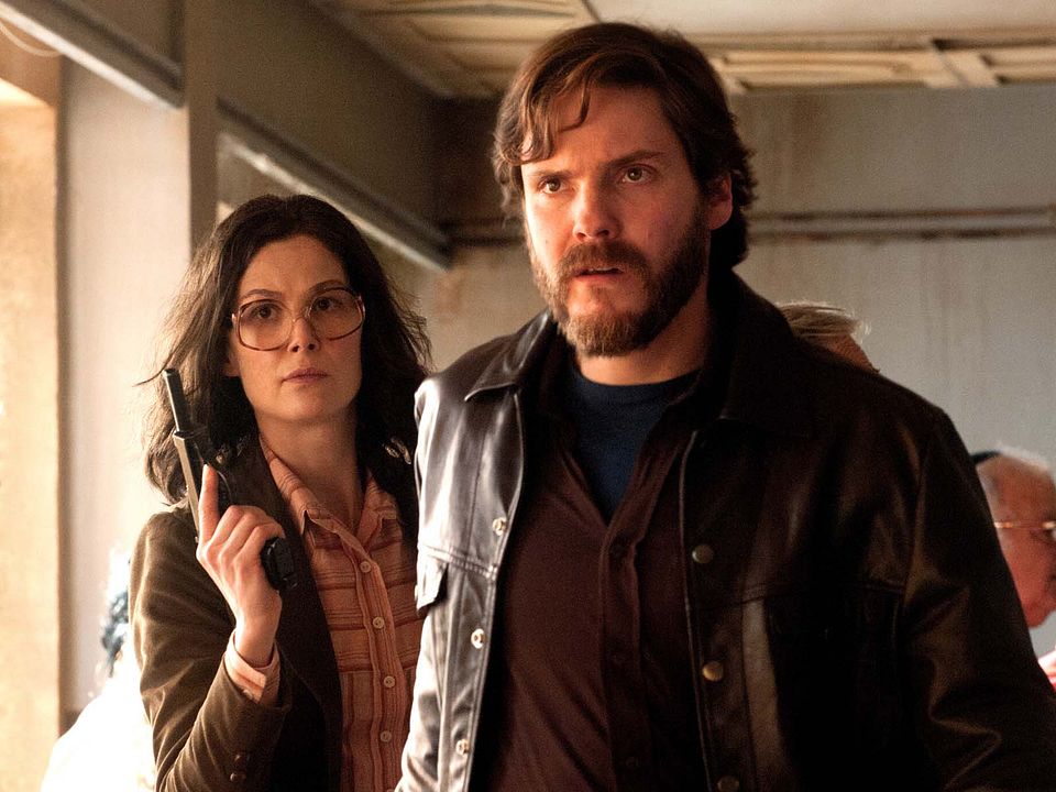 Rescate en Entebbe : Foto Daniel Brühl, Rosamund Pike