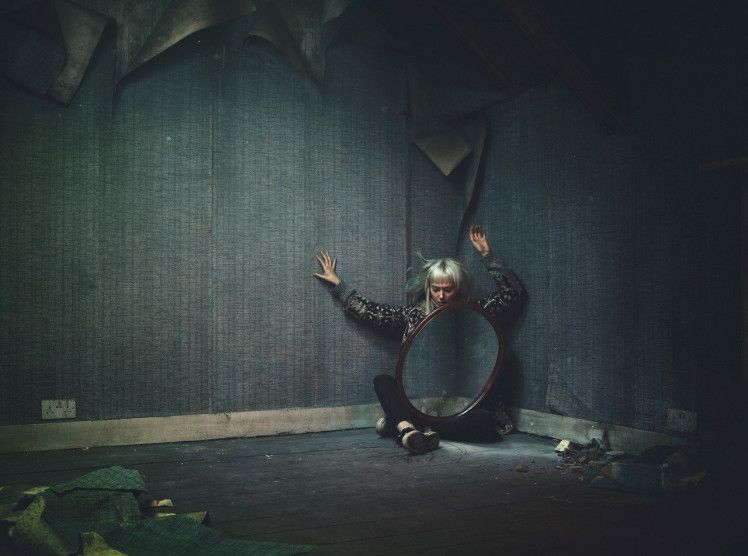 Requiem : Cobertura de revista