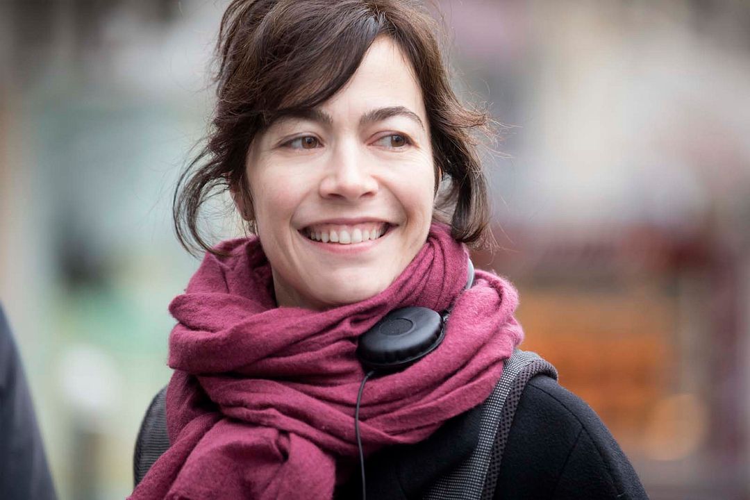 I Am Not An Easy Man : Foto