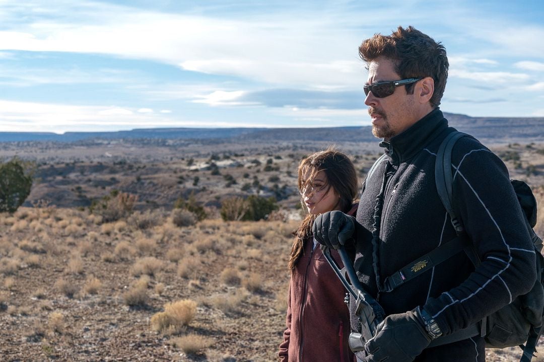 Sicario 2: Día del soldado : Foto Isabela Merced, Benicio Del Toro