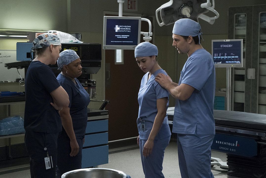 Grey's Anatomy : Foto Chandra Wilson, Giacomo Gianniotti, Ellen Pompeo