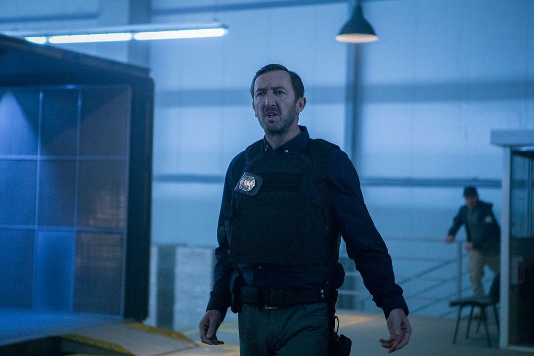 El gran huracán categoría 5 : Foto Ralph Ineson