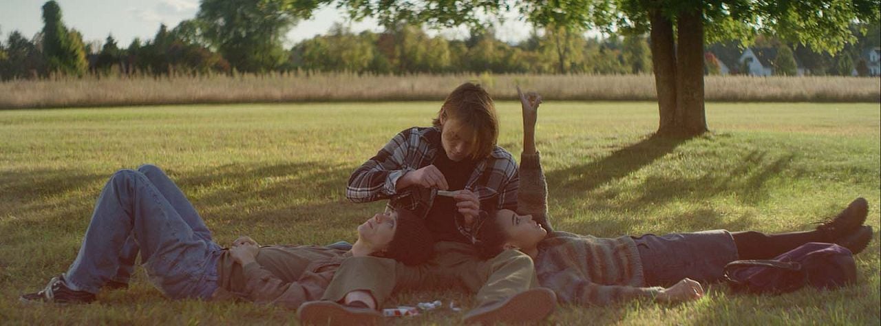 Foto Amandla Stenberg, Charlie Heaton