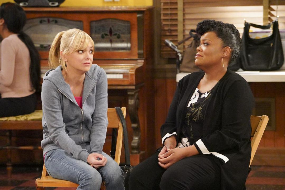 Mom : Foto Yvette Nicole Brown, Anna Faris