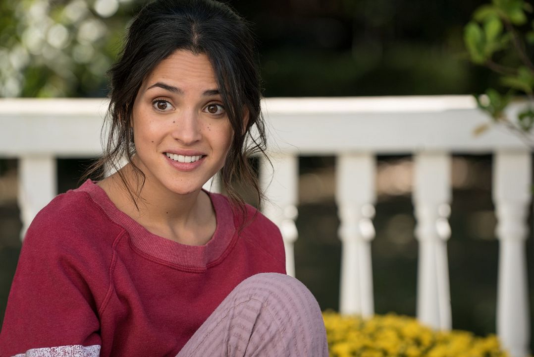 El alma de la fiesta : Foto Adria Arjona