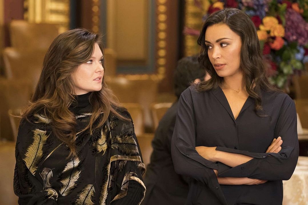 Foto Ilfenesh Hadera, Meghann Fahy