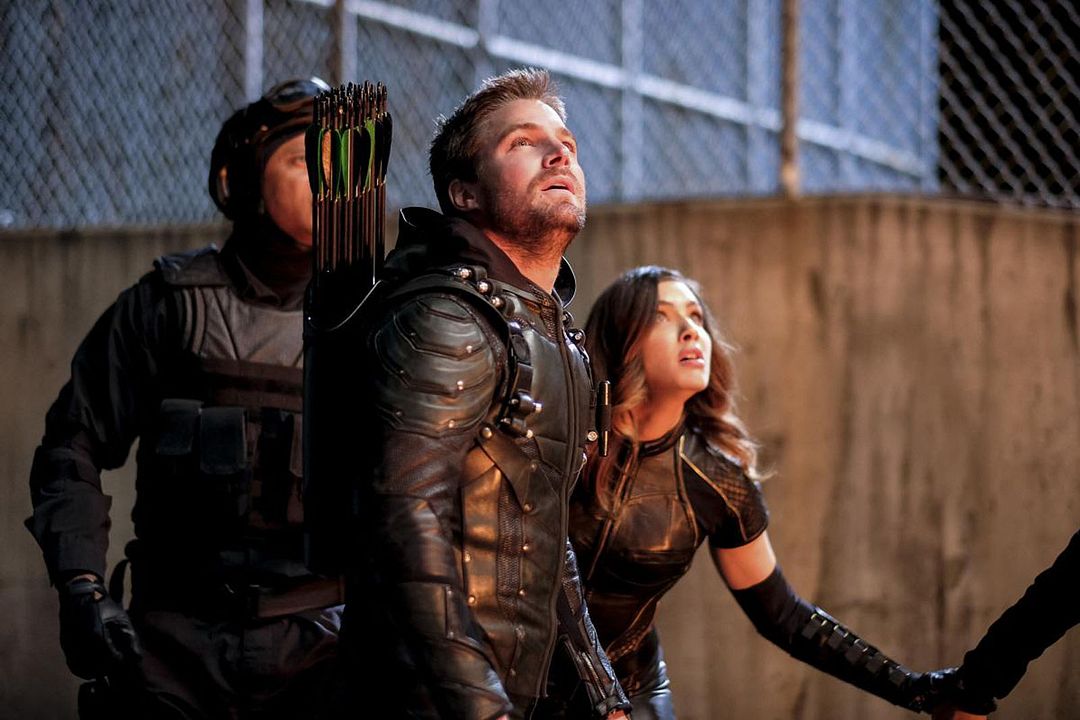 Arrow : Foto Stephen Amell, Juliana Harkavy