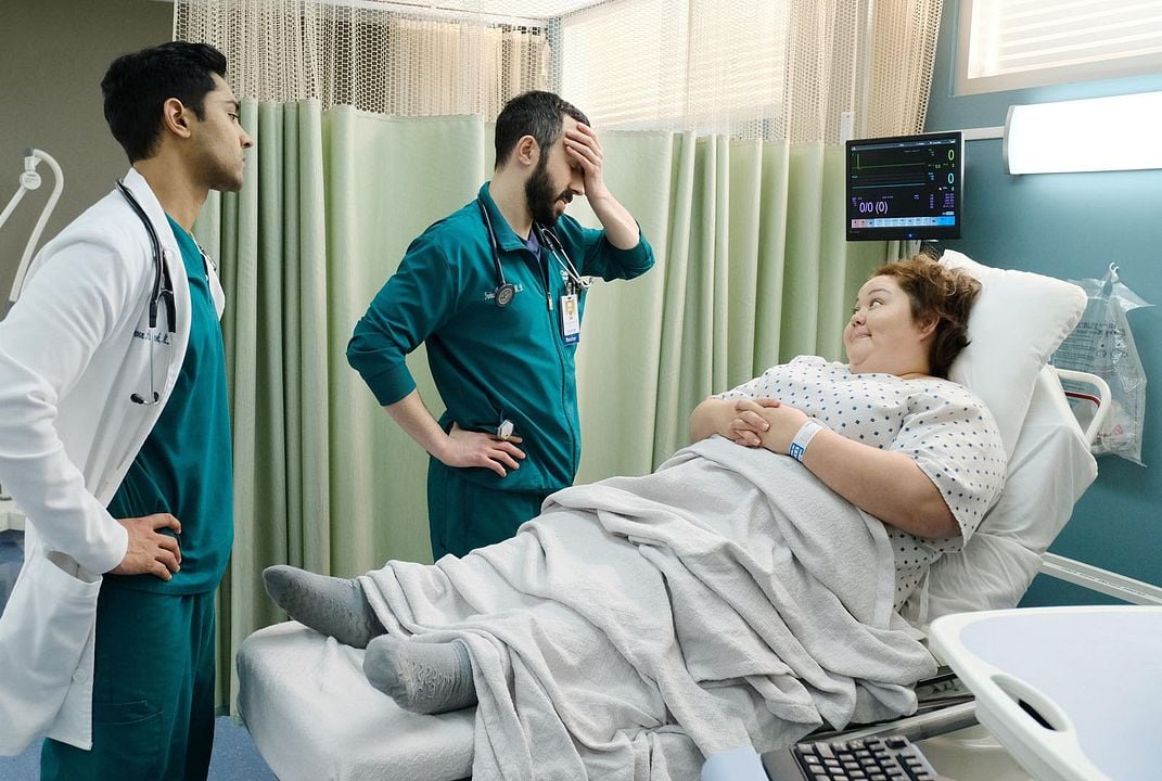 The Resident : Foto Jolene Purdy, Manish Dayal