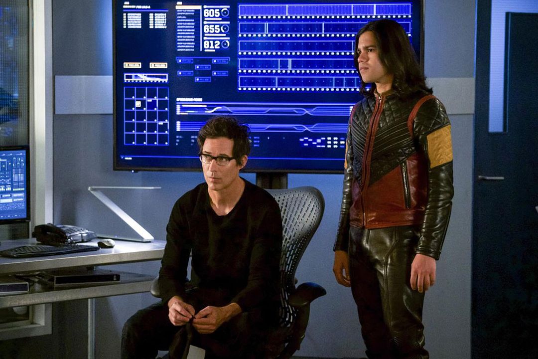 Flash : Foto Tom Cavanagh, Carlos Valdes