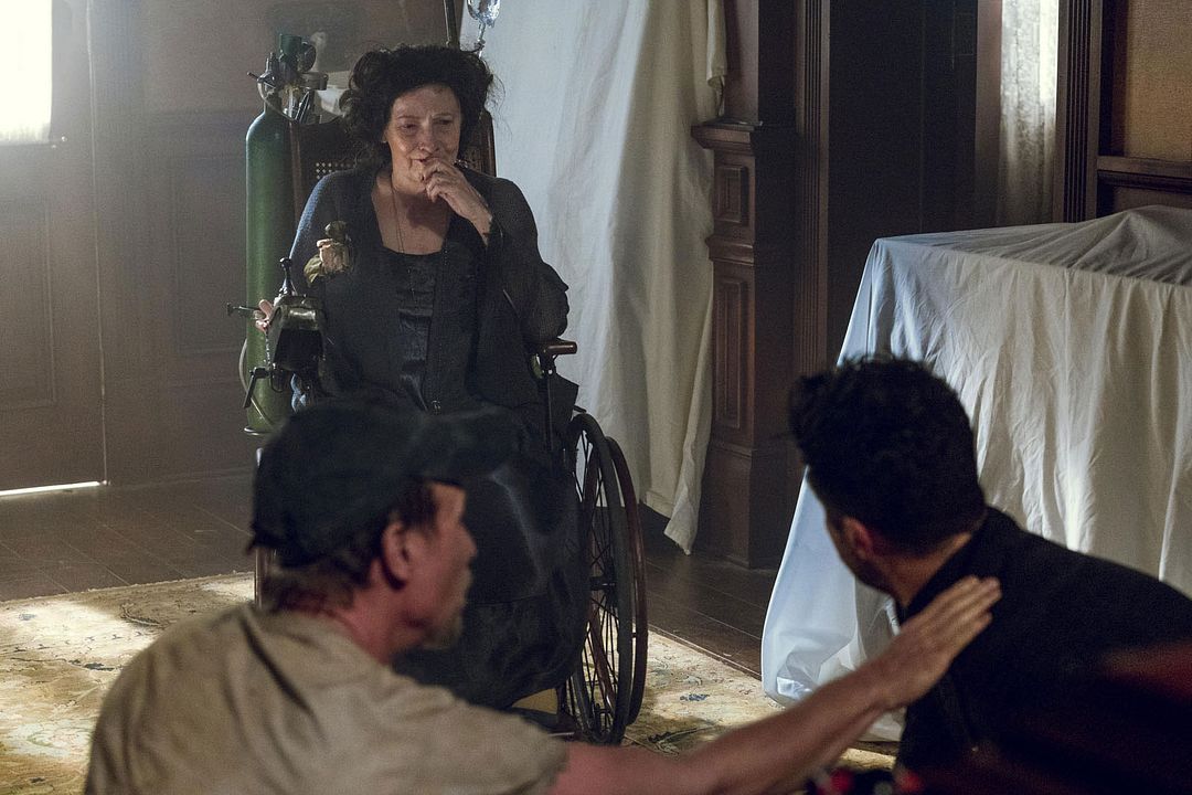 Preacher : Foto Betty Buckley