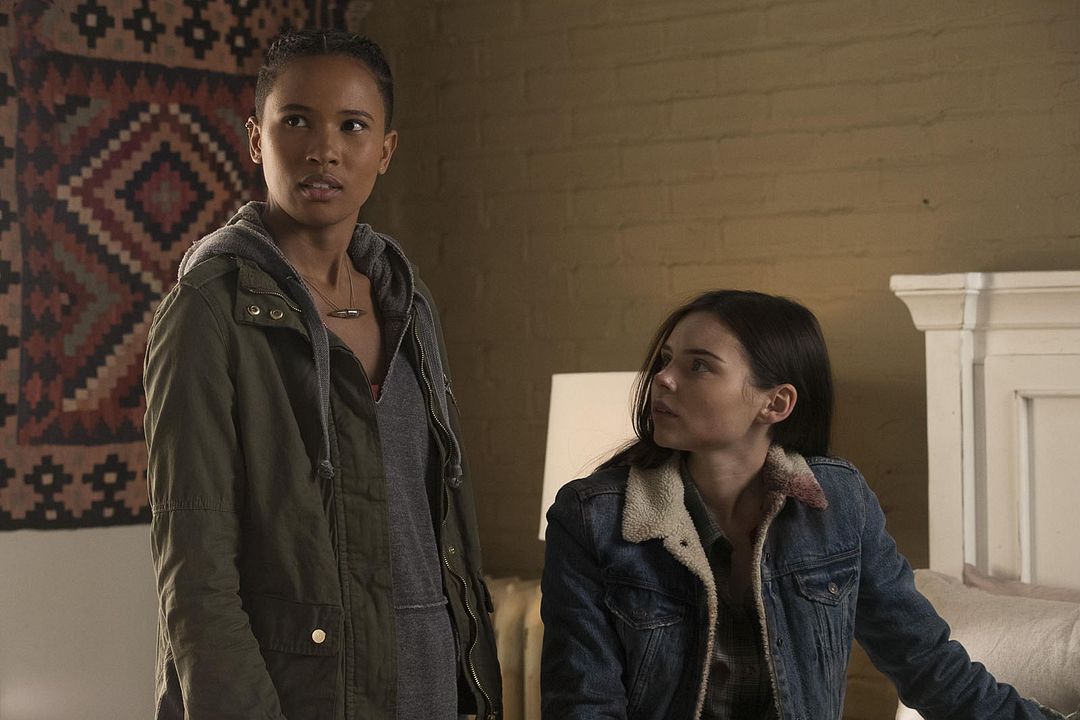 Siren : Foto Fola Evans-Akingbola