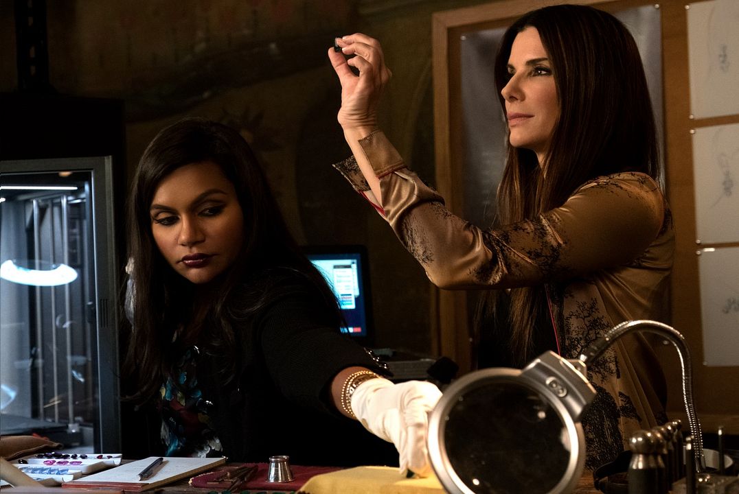 Ocean´s 8: Las estafadoras : Foto Mindy Kaling, Sandra Bullock