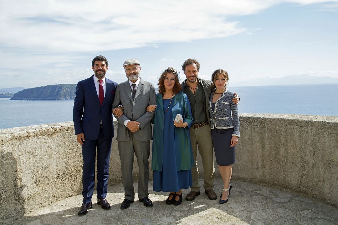 There's No Place Like Home : Foto