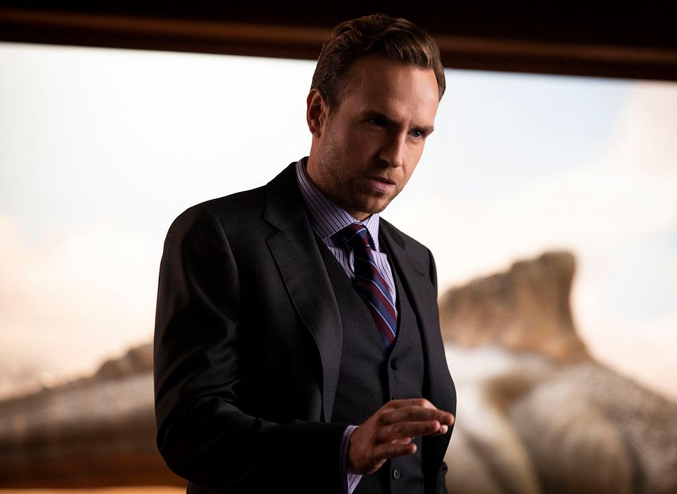 Jurassic World: El reino caído : Foto Rafe Spall