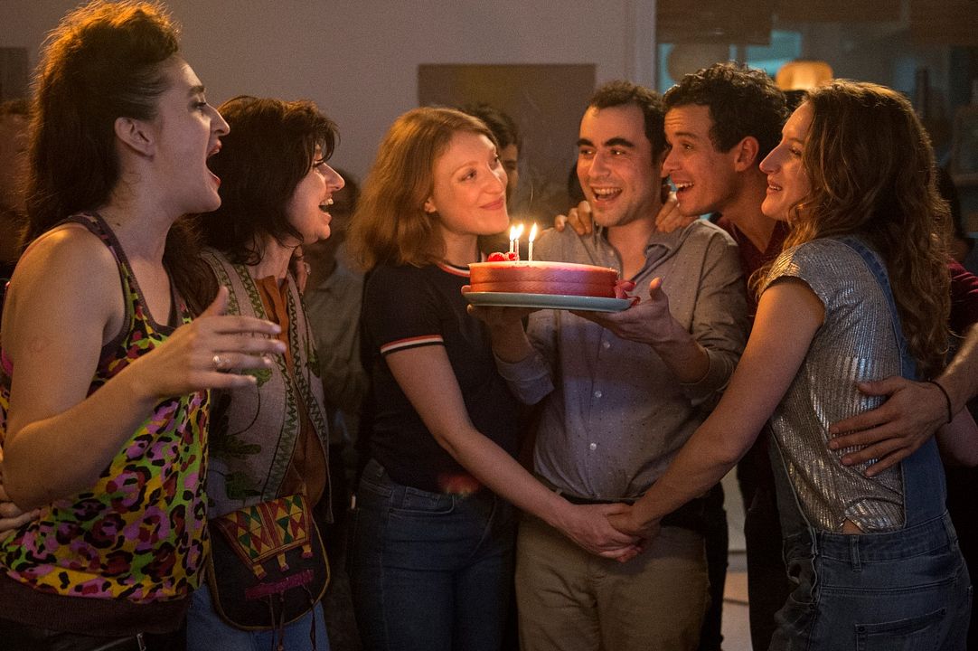 To Each, Her Own : Foto