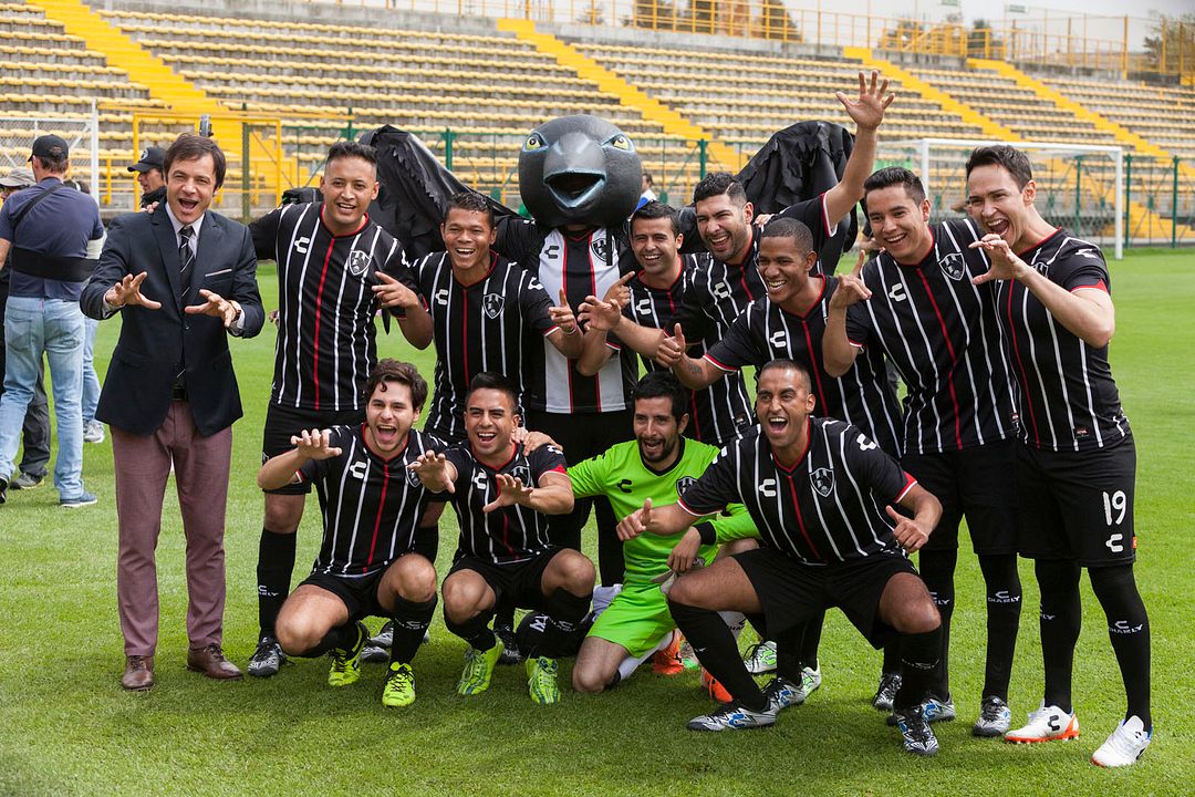 Club de Cuervos: La Balada de Hugo Sánchez : Foto Ianis Guerrero, Sergio Mayer, Raúl Briones, Memo Dorantes