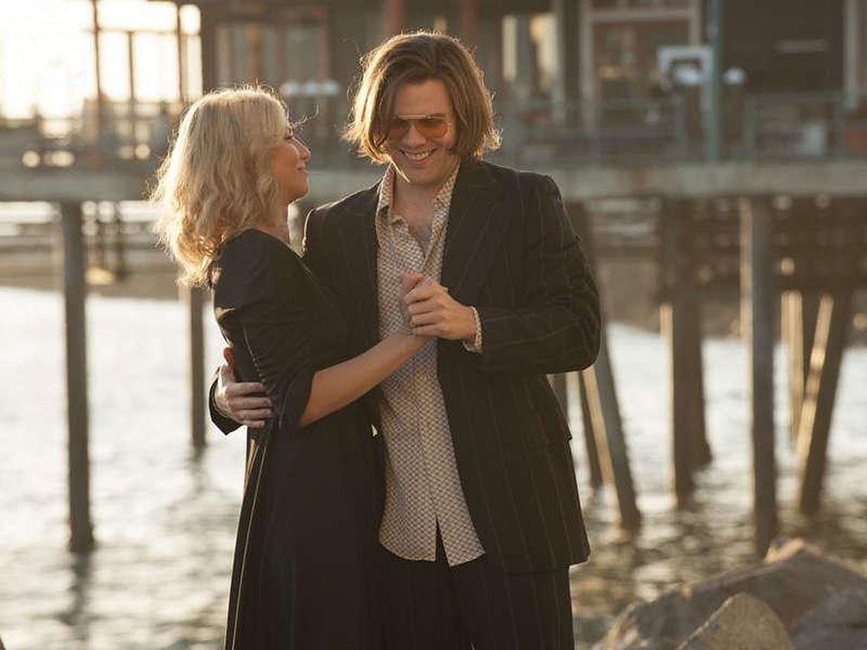 Foto Ari Graynor, Jake Lacy