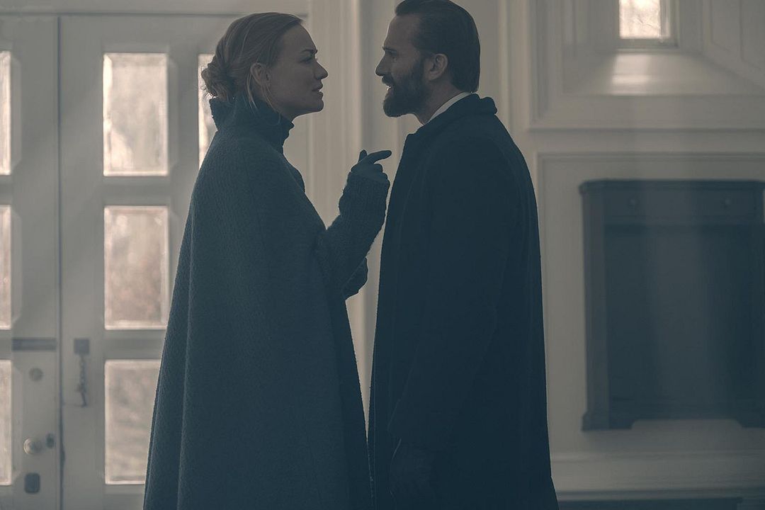 The Handmaid’s Tale : Foto Joseph Fiennes, Yvonne Strahovski
