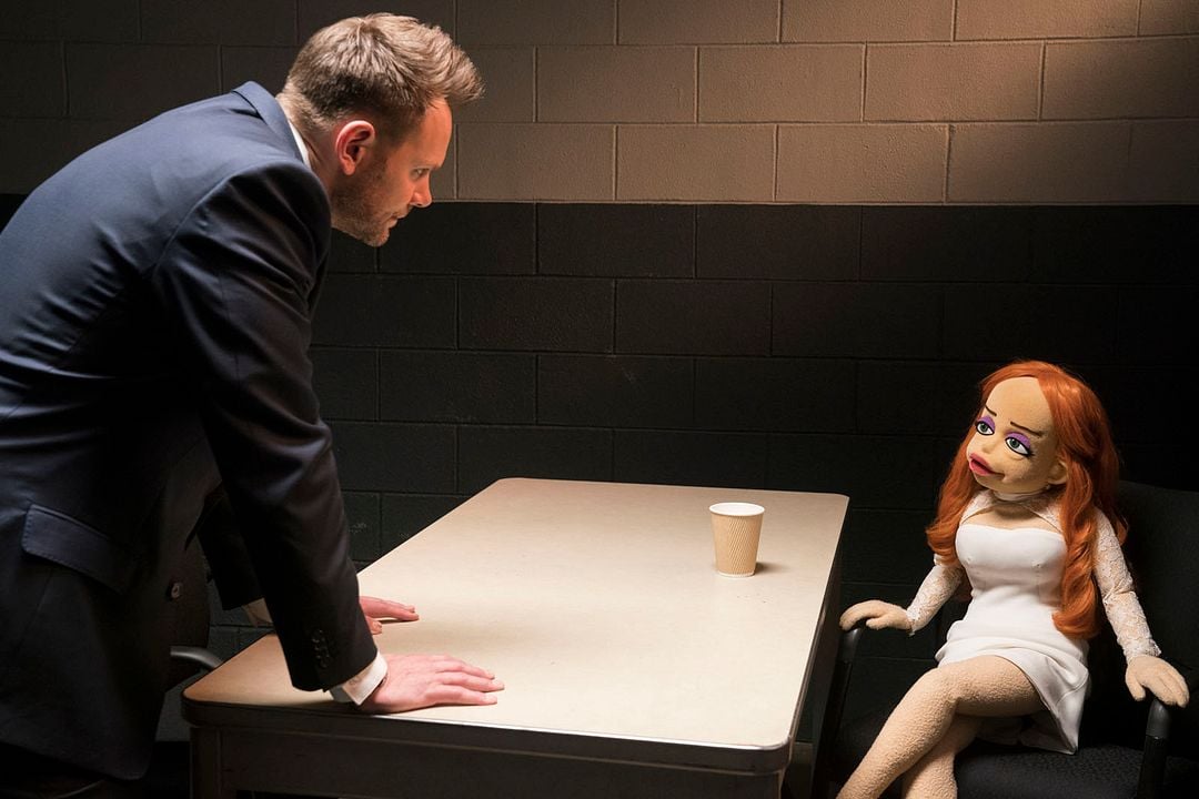 ¿Quién mató a los Puppets? : Foto Joel McHale