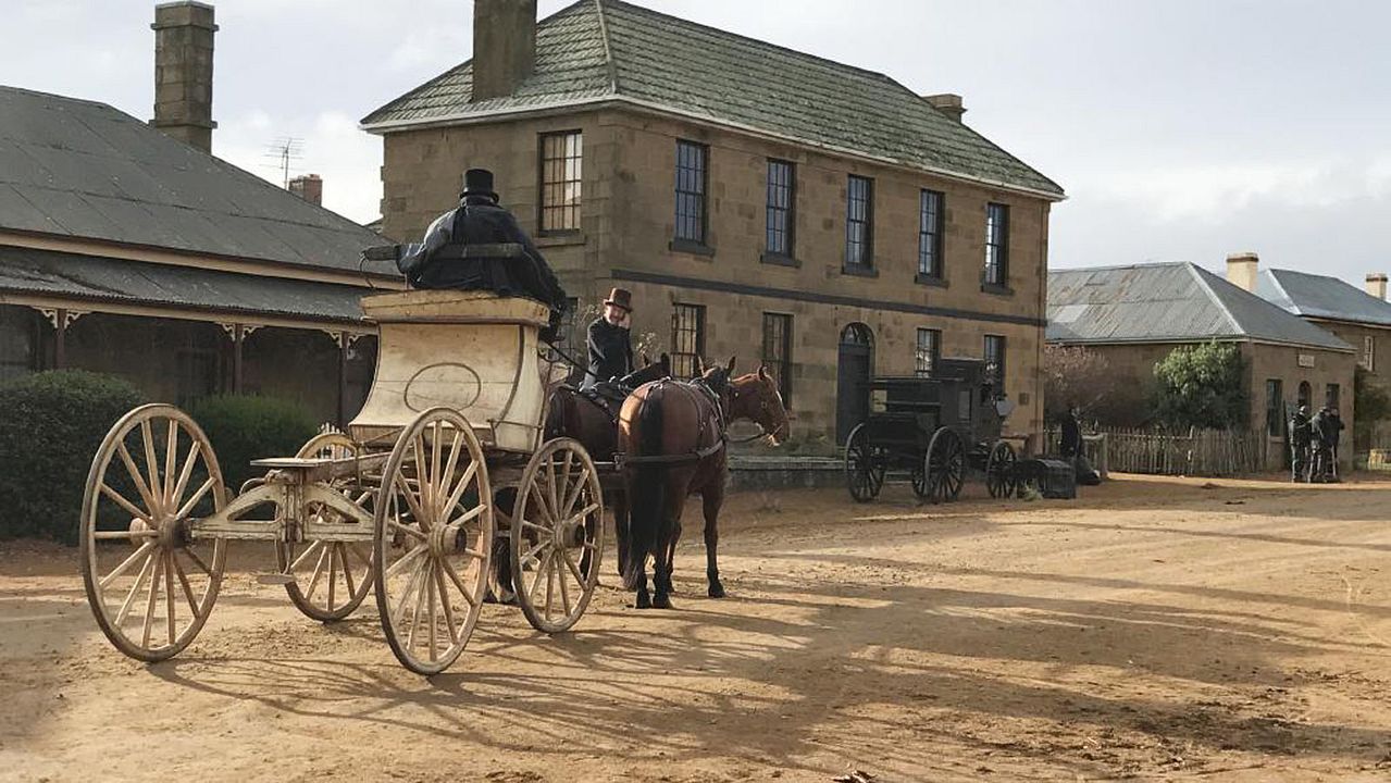 The Nightingale : Foto