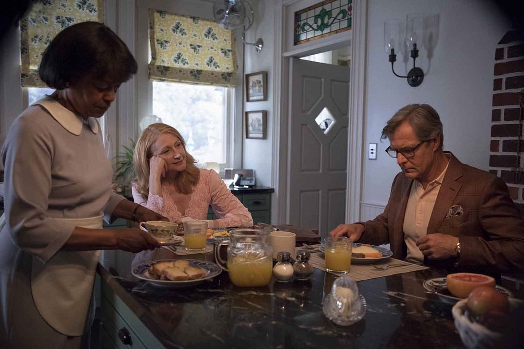 Sharp Objects : Foto Henry Czerny, Patricia Clarkson