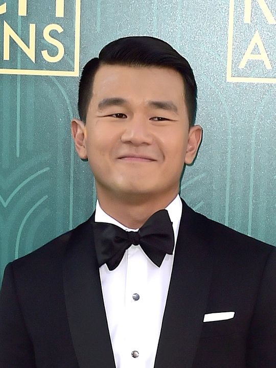 Póster Ronny Chieng