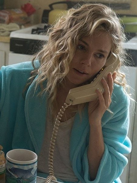 American woman : Póster