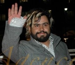 Póster Mauricio Barrientos