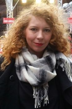 Póster Aida Hadžibegović