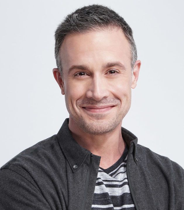 Póster Freddie Prinze Jr.