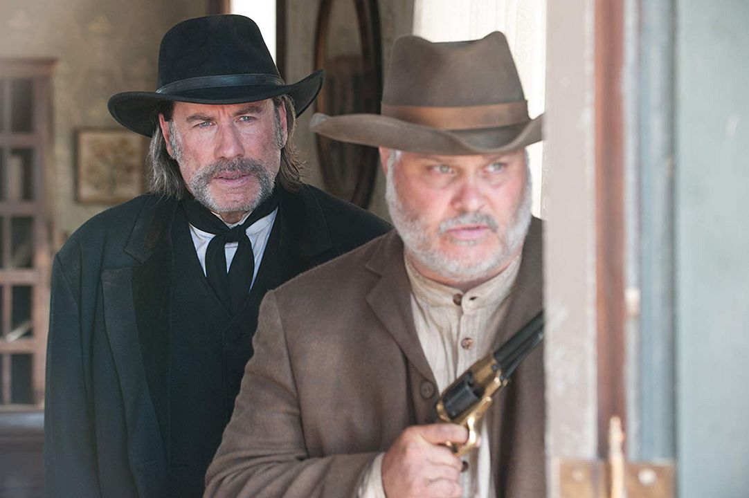 In A Valley Of Violence : Foto John Travolta