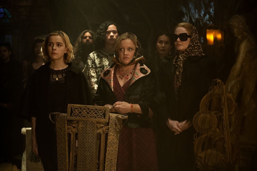 El Mundo Oculto De Sabrina : Póster Miranda Otto, Kiernan Shipka, Lucy Davis